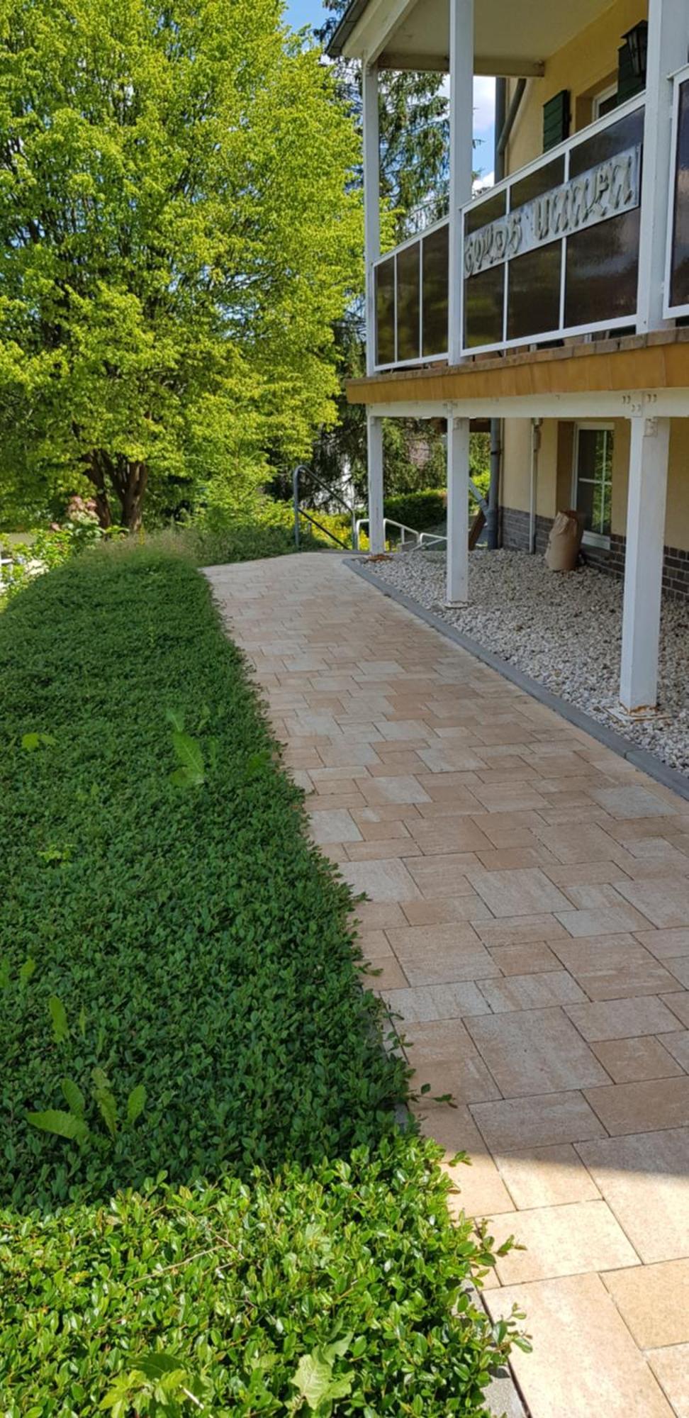 Ferienwohnungen Villa Goldbrunnen บัดเอลสเตอร์ ภายนอก รูปภาพ